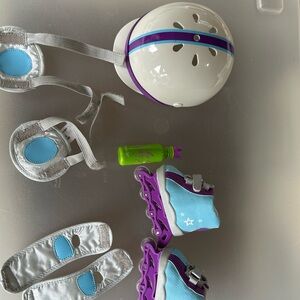 American Girl rollerblade set